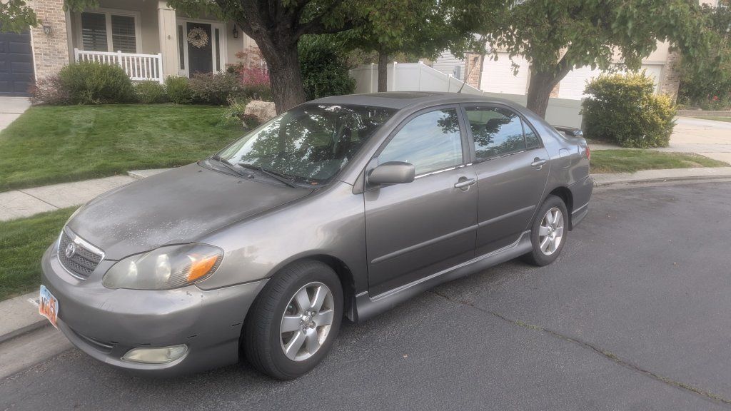 Toyota Corolla Sedan - Gray