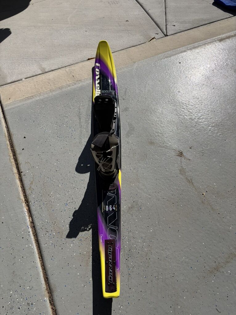 Double Boot Slalom Ski