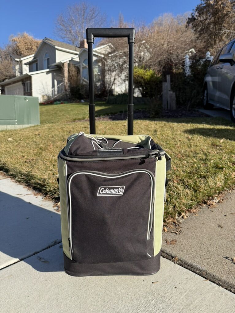 Coleman Rolling Cooler