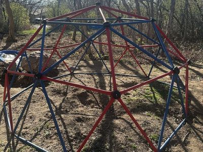 Lifetime 60 Inch Climbing Dome