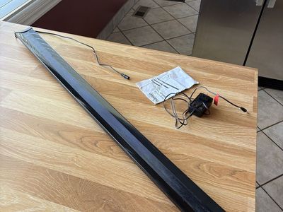 Aqueon 48-54” LED Light Bar