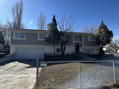 MENS PRIVATE HOUSING FOR RENT