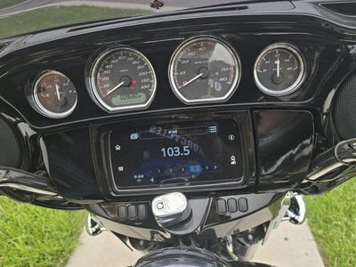 2021 Harley-Davidson Street Glide Special Touring Motorcycle, Black, Low Miles, Excellent Condition
