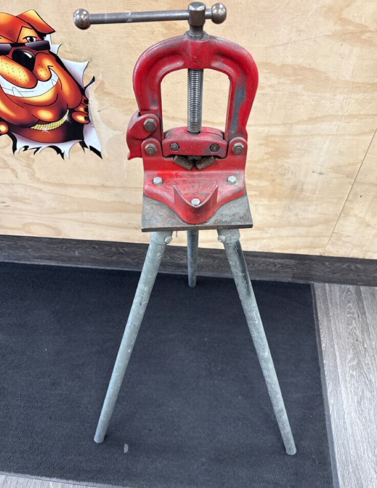 Reed Tools Pipe Vise STAND