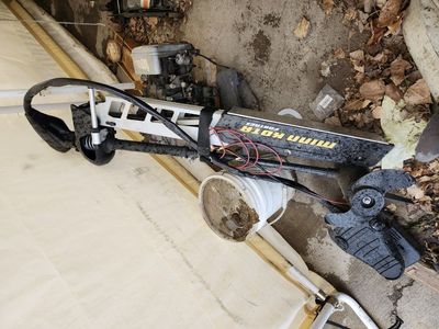 minkota 101 lbs thrust bow mount w/ foot pedal