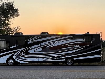 2013 Fleetwood Expedition 38s
