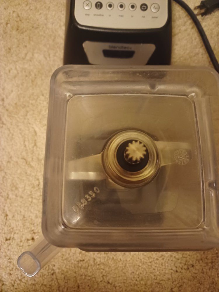 Main image 3