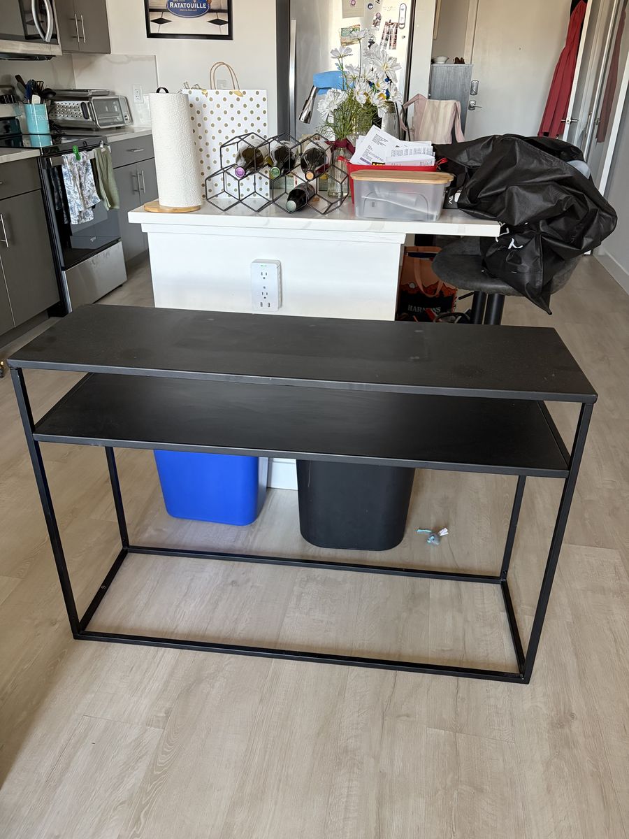 TV Stand / Metal shelving