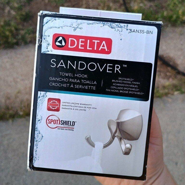 Delta sandover towel/robe hook holder