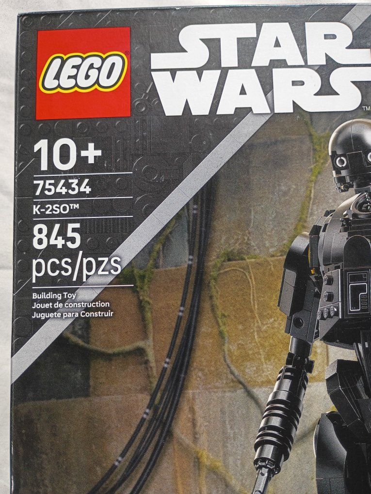 LEGO Star Wars K-2SO Building Toy Set 75434 - 845 Pieces, New Condition