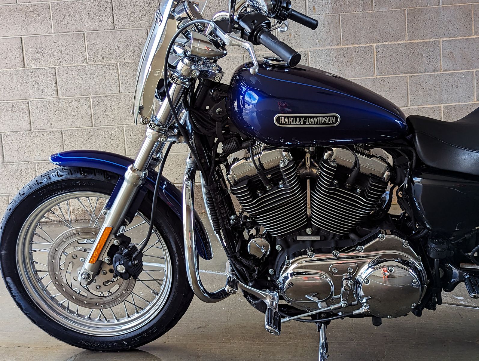 Harley-Davidson Sportster 1200 Low, motorcycle 1200cc engine (2007)