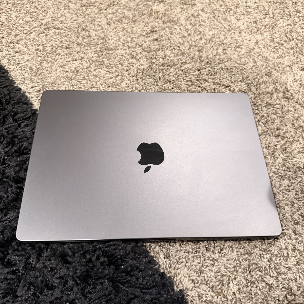 14-Inch MacBook Pro M4 – 16GB RAM / 512GB SSD
