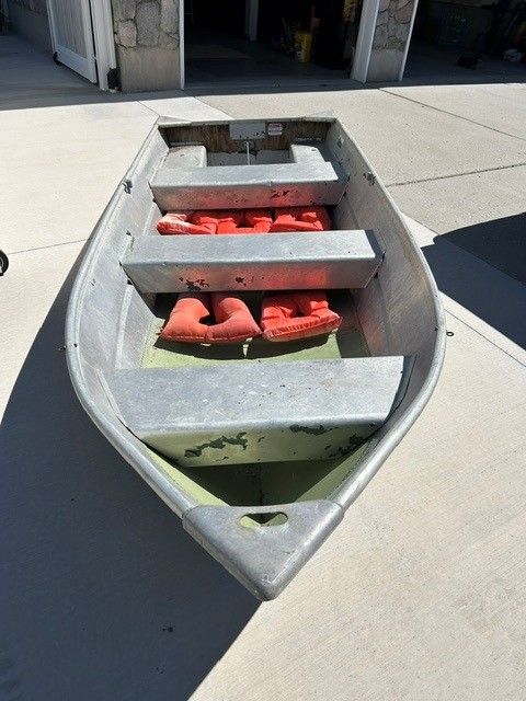 12 Foot Aluminum Fishing Boat