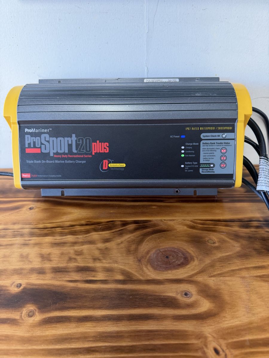 Pro Sport 20 plus 3 Bank Marine Charger