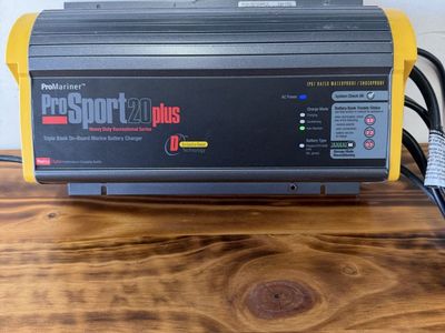 Pro Sport 20 plus 3 Bank Marine Charger