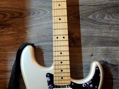 Fender Stratocaster Deluxe MIM