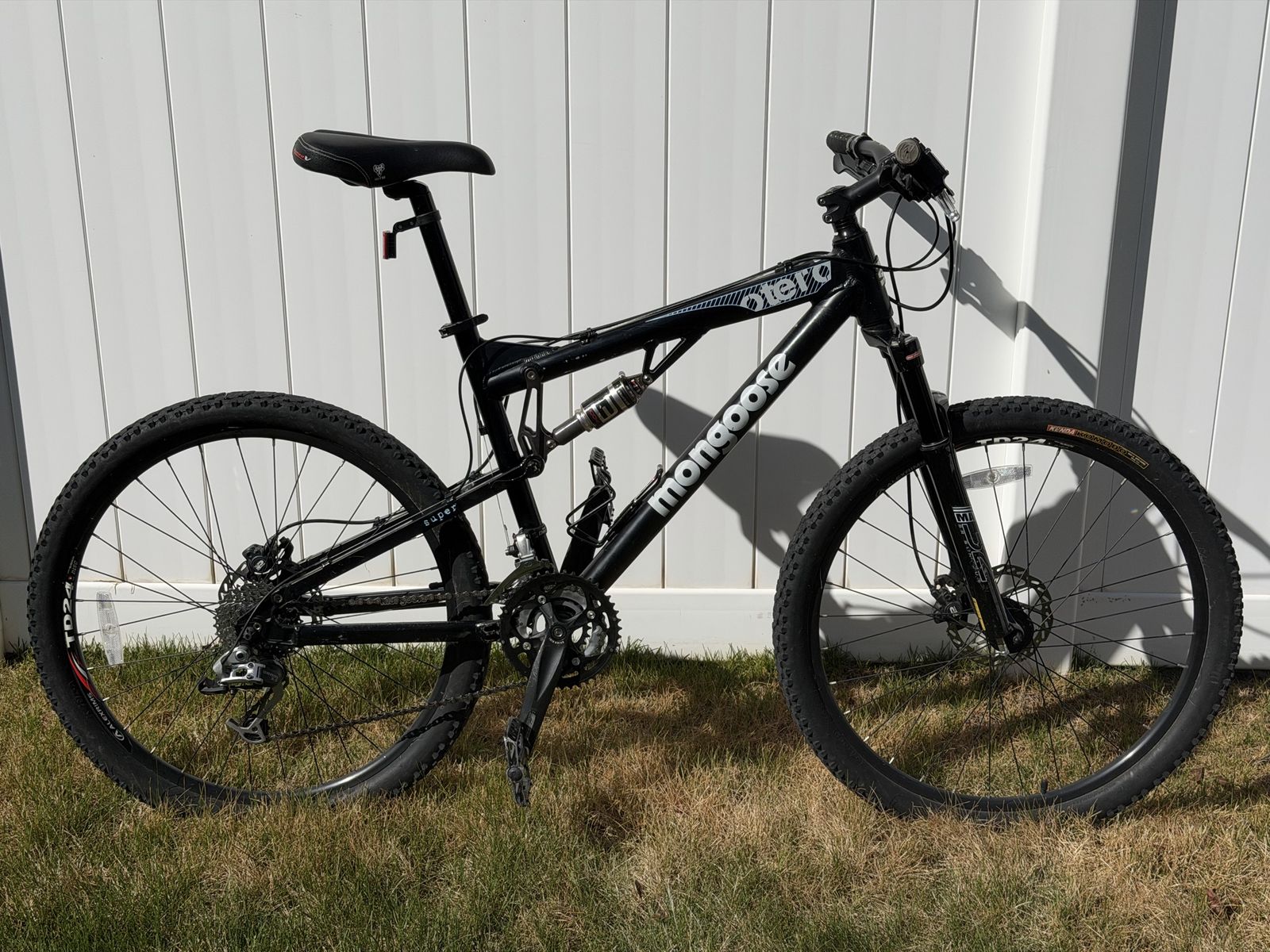 Mongoose Otero - Medium