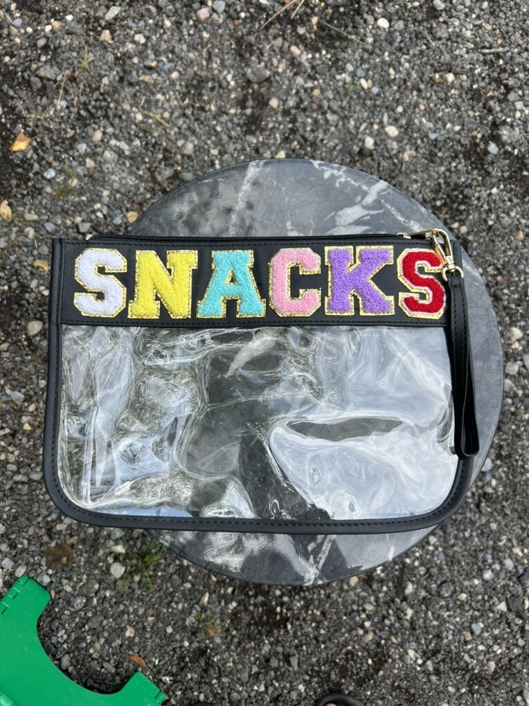 Snacks Clear Zipper Purse