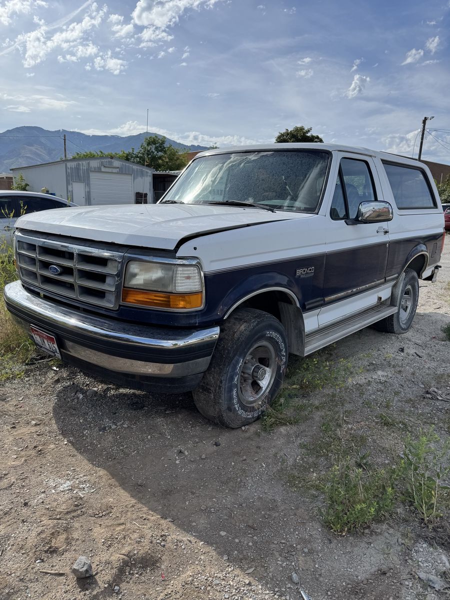 1994 Ford Bronco XLT