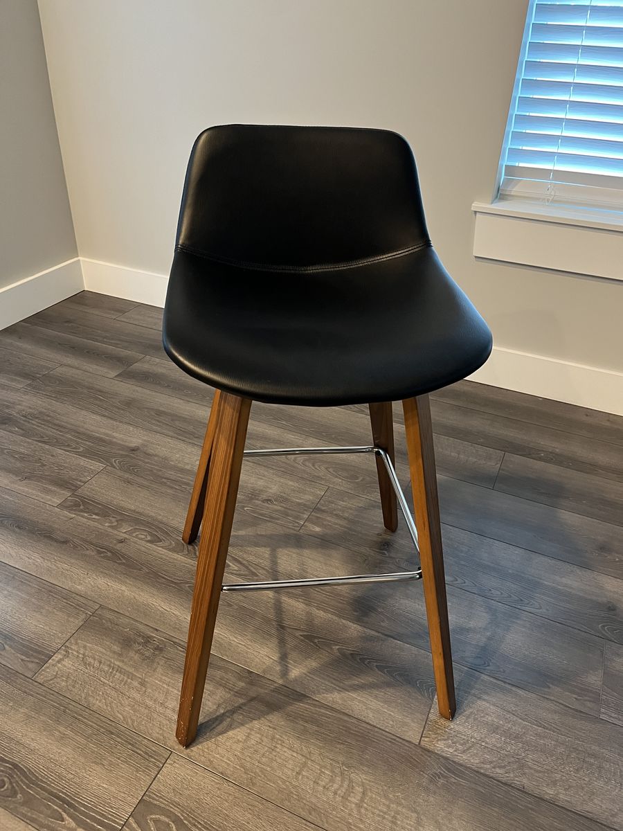 Bar / Counter Stools