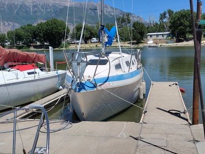 27ft sailboat slip and trailer