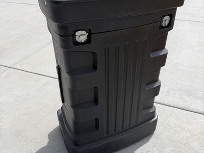 OCX Standard Wheeled Display Case – Portable