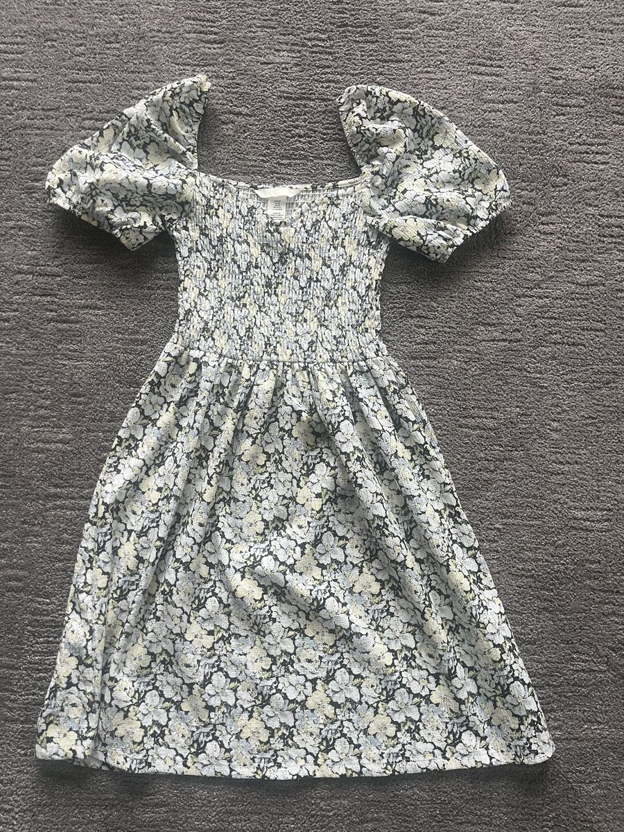 Women’s XS H&M dress
