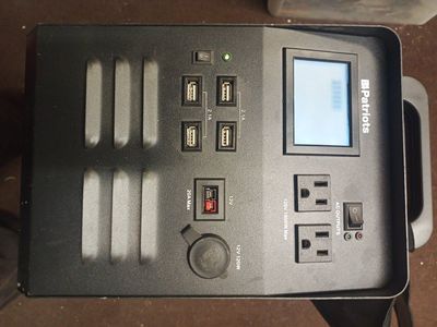 Patriots Portable Power Generator Station 1800W Max AC/DC USB NEEDS REPAIR
