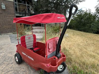 Radio Flyer Deluxe All-Terrain Pathfinder Family Wagon