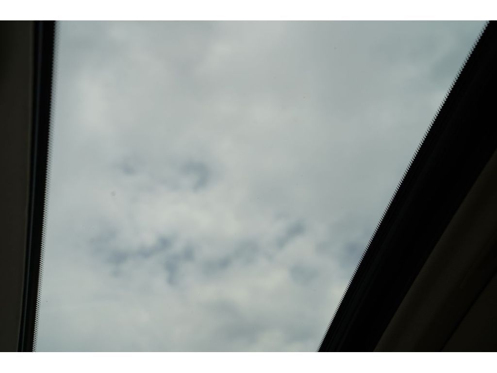 Main image 32