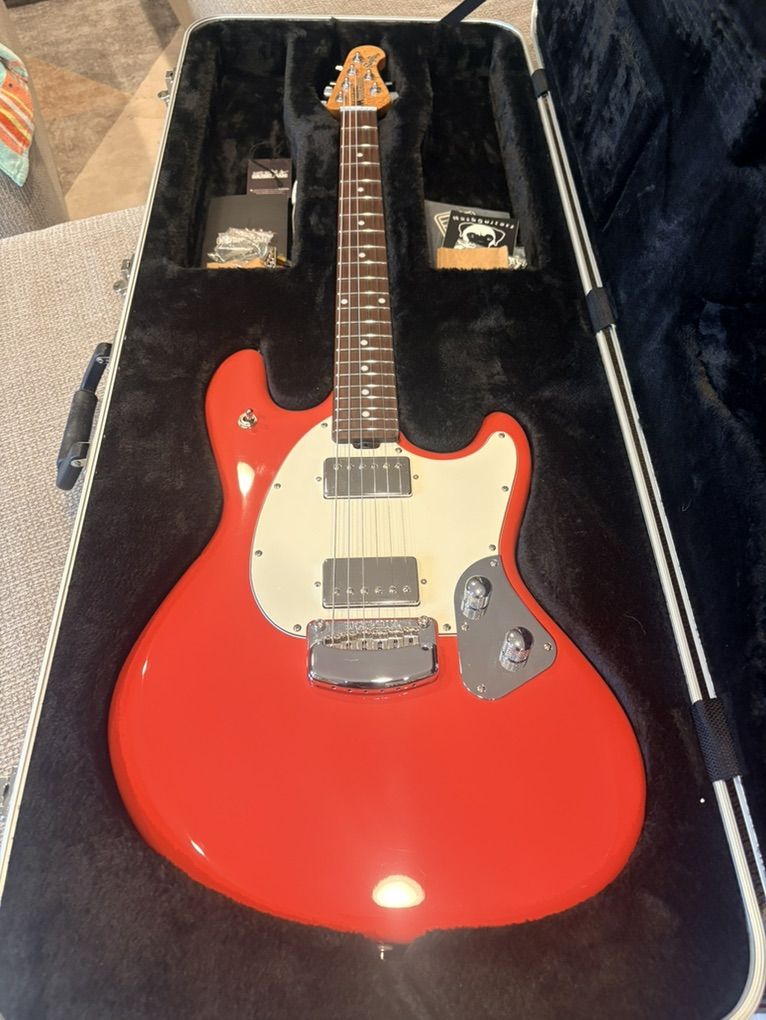 Ernie Ball Musicman StIngray RS