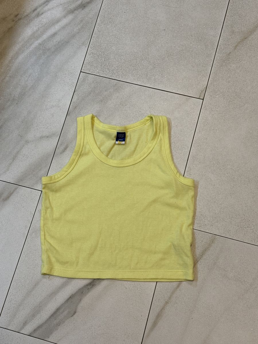 Old Navy size 10–12 ultralight cropped tank top