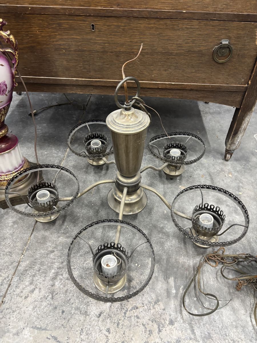 Main image 4
