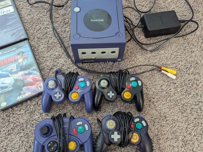 Gamecube, Controllers and games