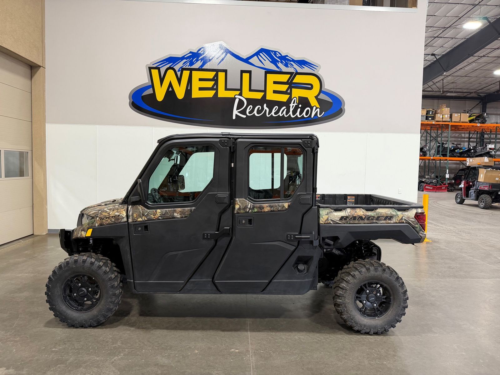 2025 POLARIS RANGER CREW XP 1000 PREMIUM       CAMO