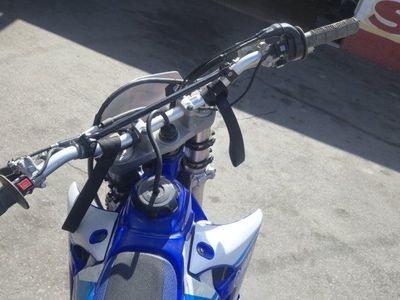 07' Yamaha YZ450F Dirt Bike - Blue/White, Factory Injection, factory headlight Excellent Condition