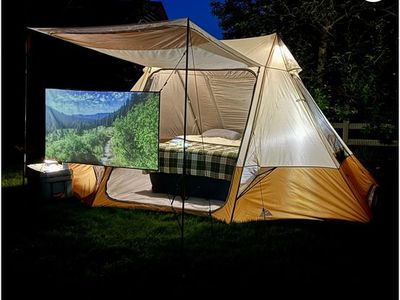 10 person glamping tent. NEW IN BOX
