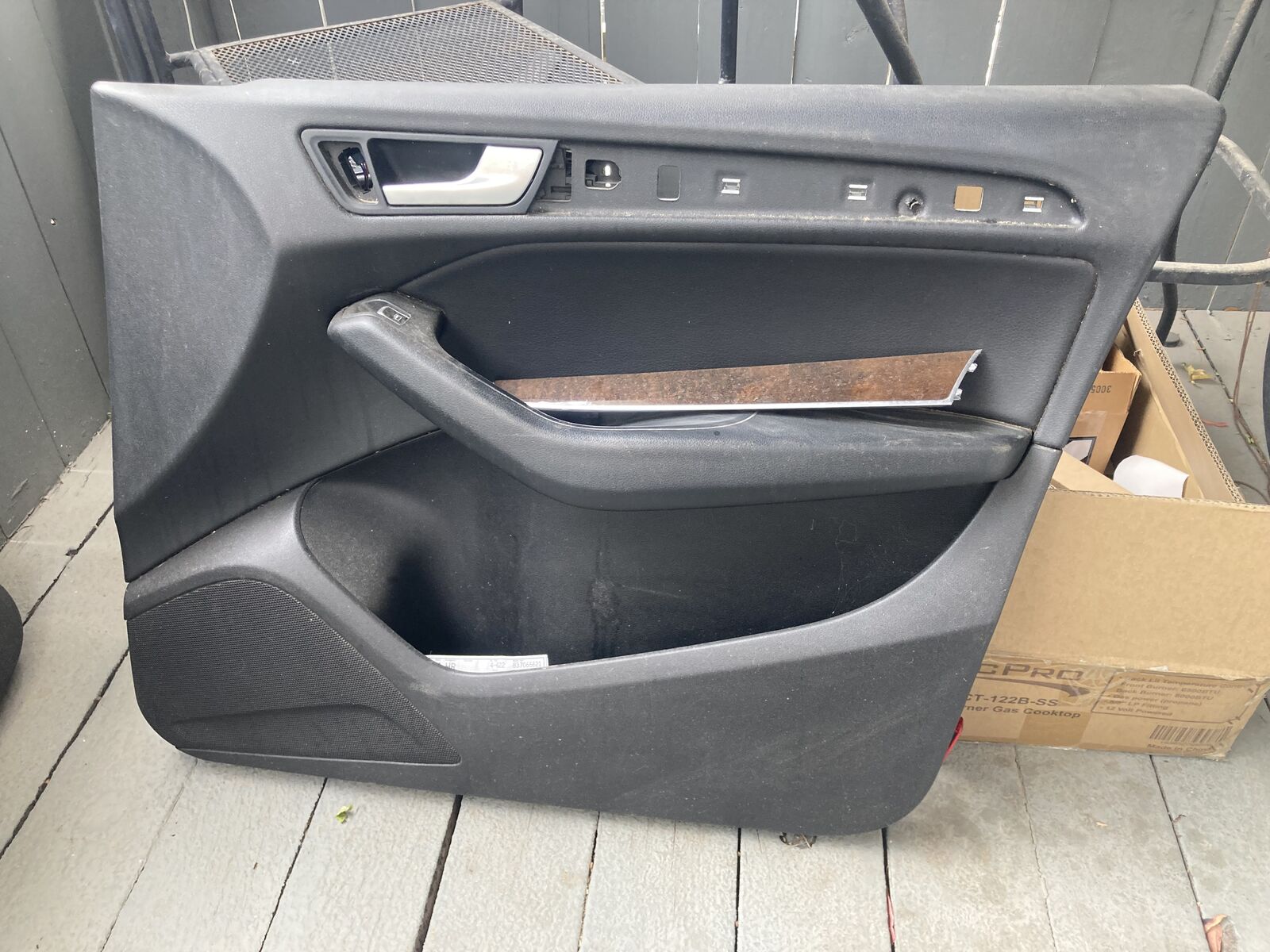 Audi Q5 passenger door panels FREE
