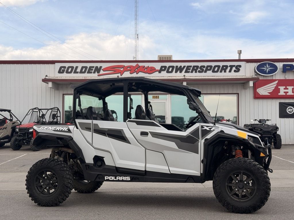 2022 Polaris® General XP 4 1000 Deluxe