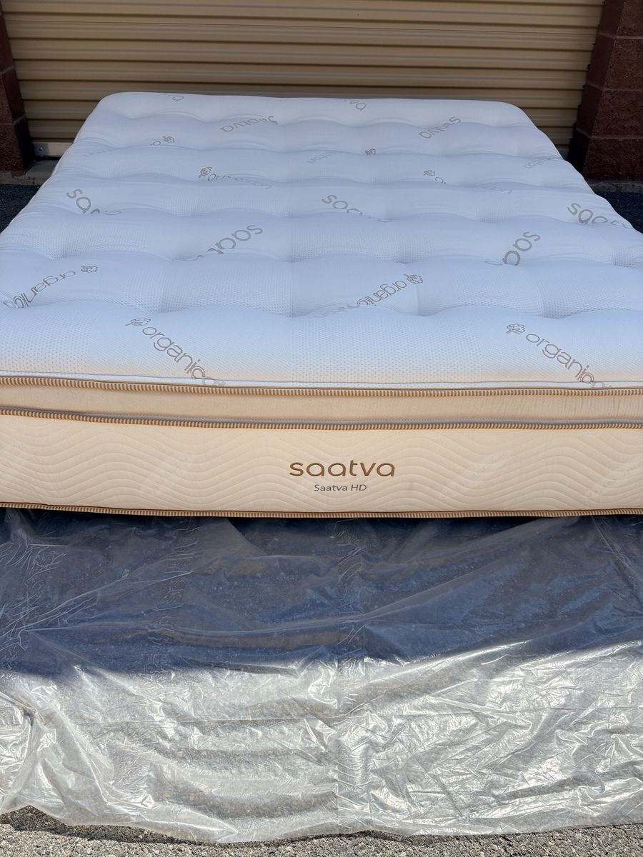 Saatva HD California King Mattress