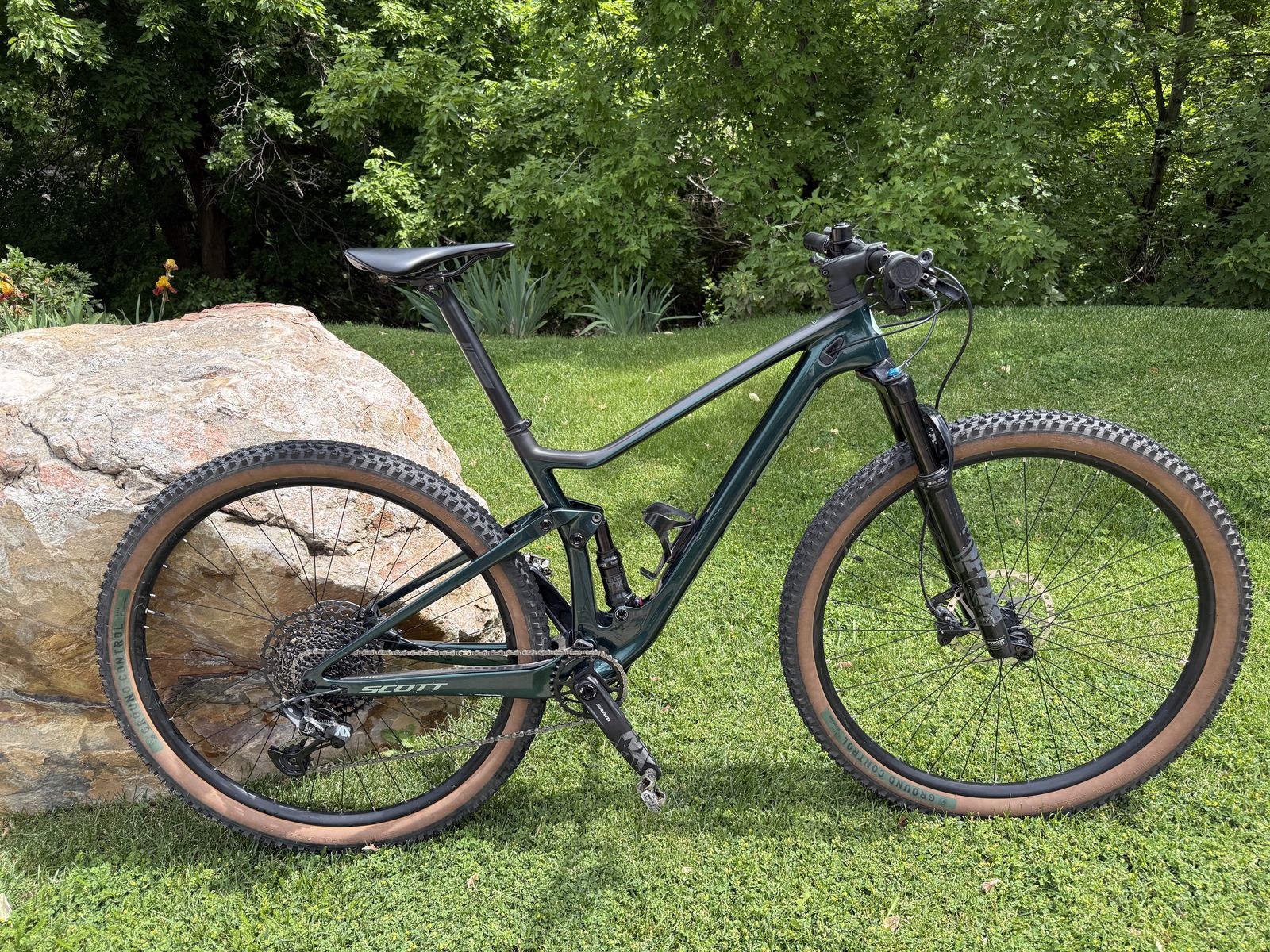 2021 Contessa Scott Spark RC 900