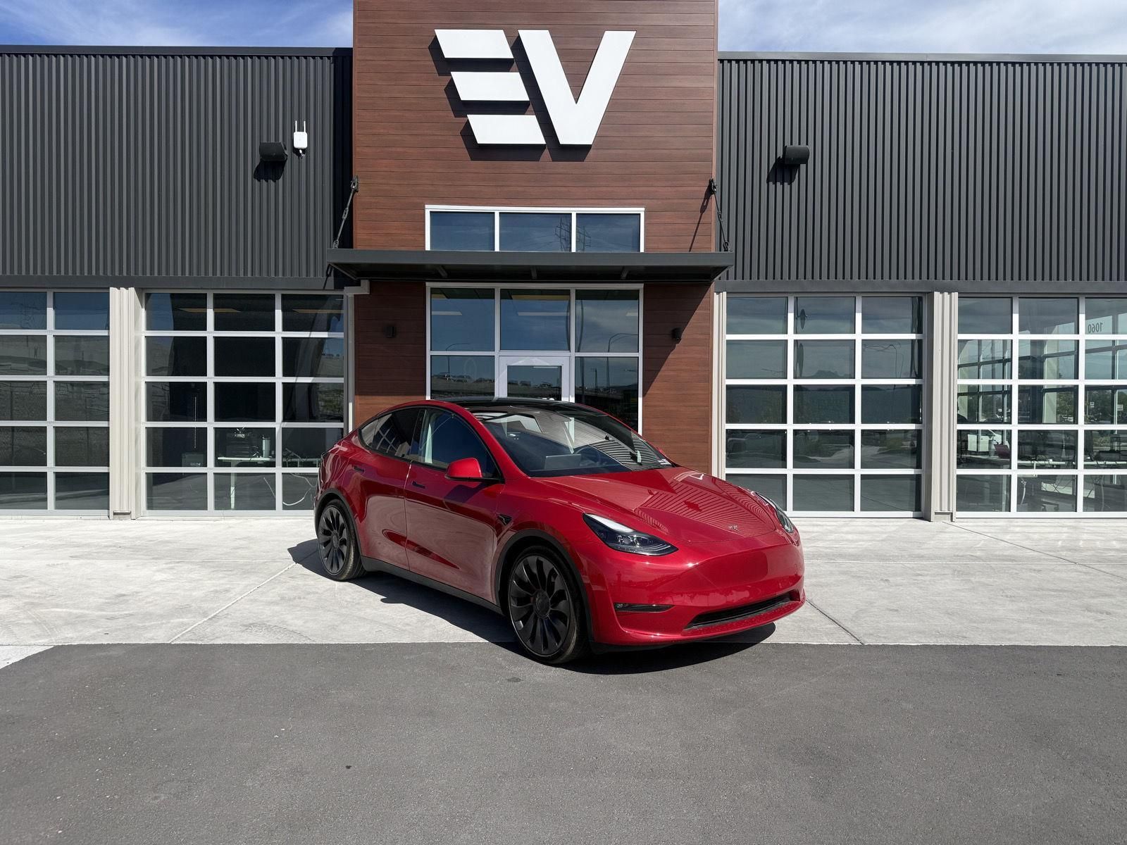 2023 Tesla Model Y Performance