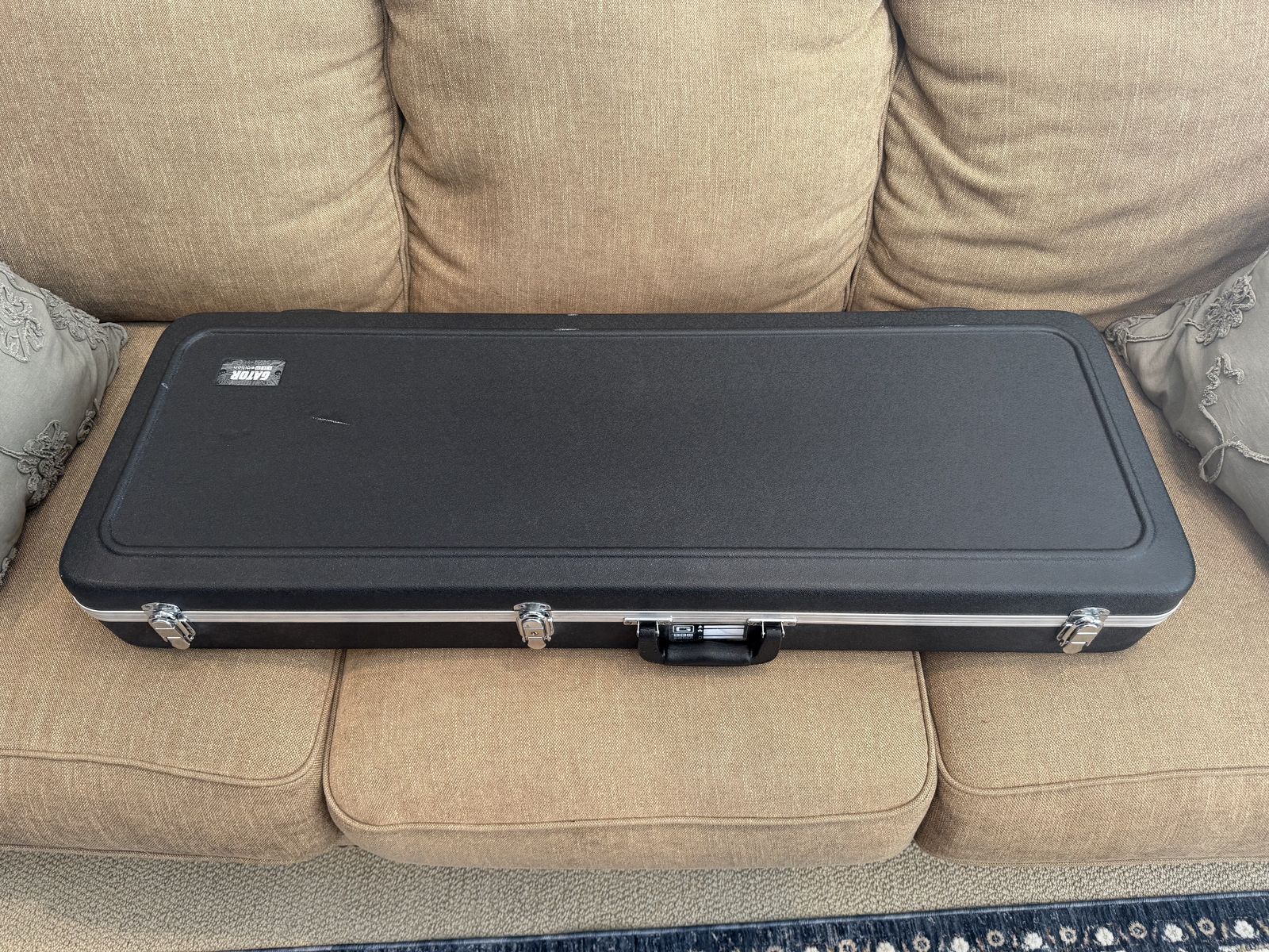 Guitar Hard Shell Case Gator LED Edition
