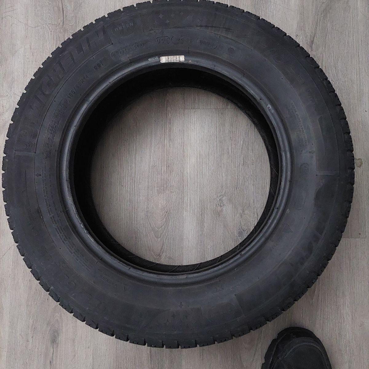 two 185/65 R14 studless winter tires