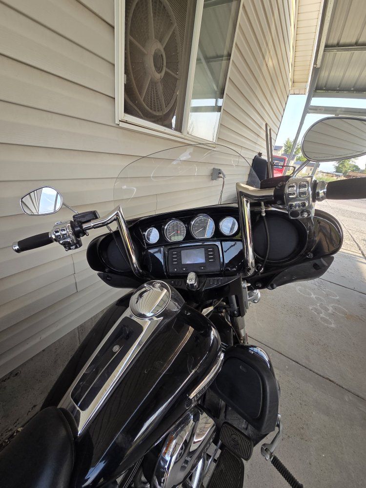 Harley-Davidson Electra Glide Ultra Limited Touring Motorcycle - Black