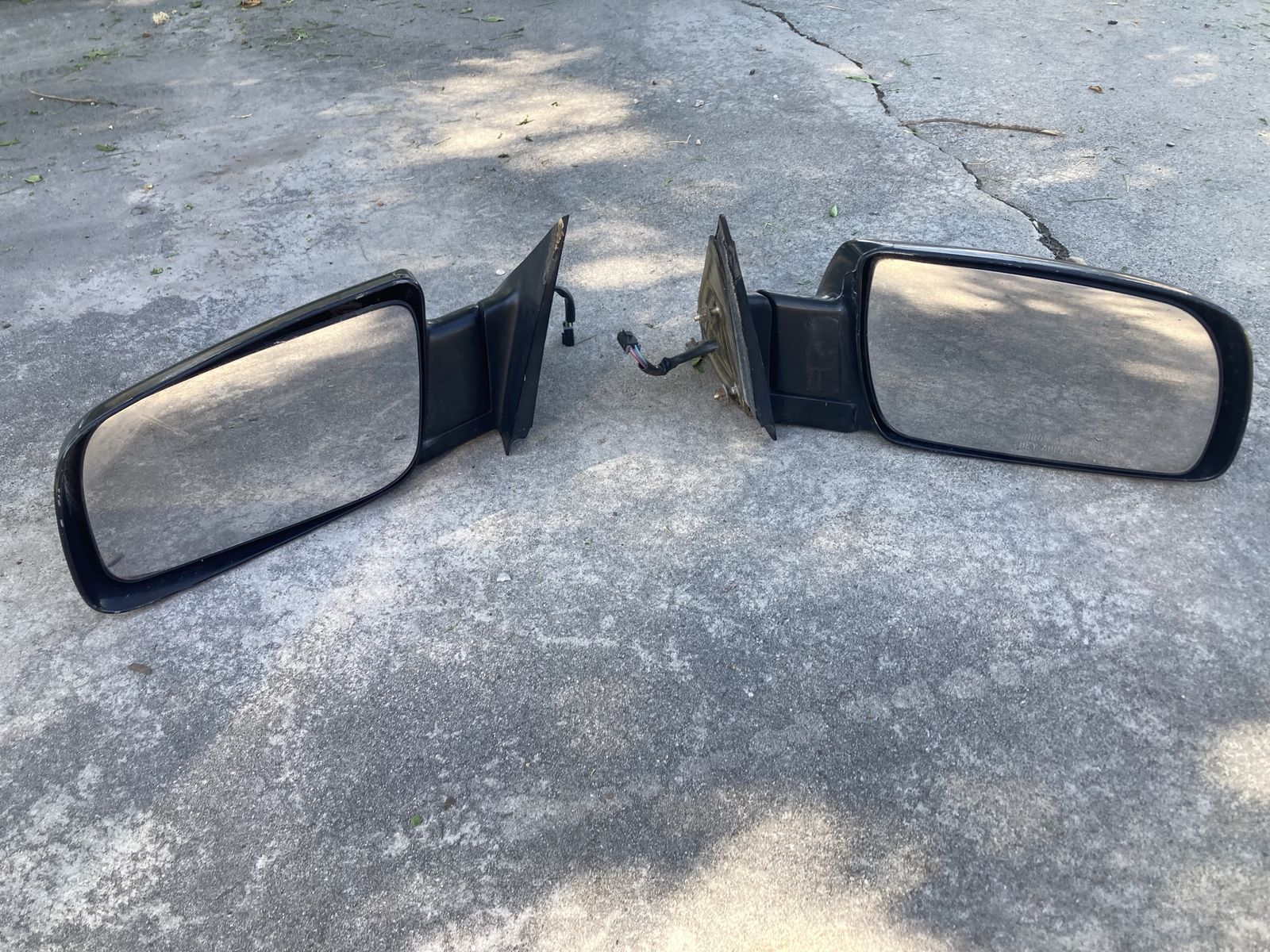 Chevy side mirrors