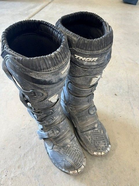 Thor Blitz Boots - MX (size 7) and Trail (size 9)