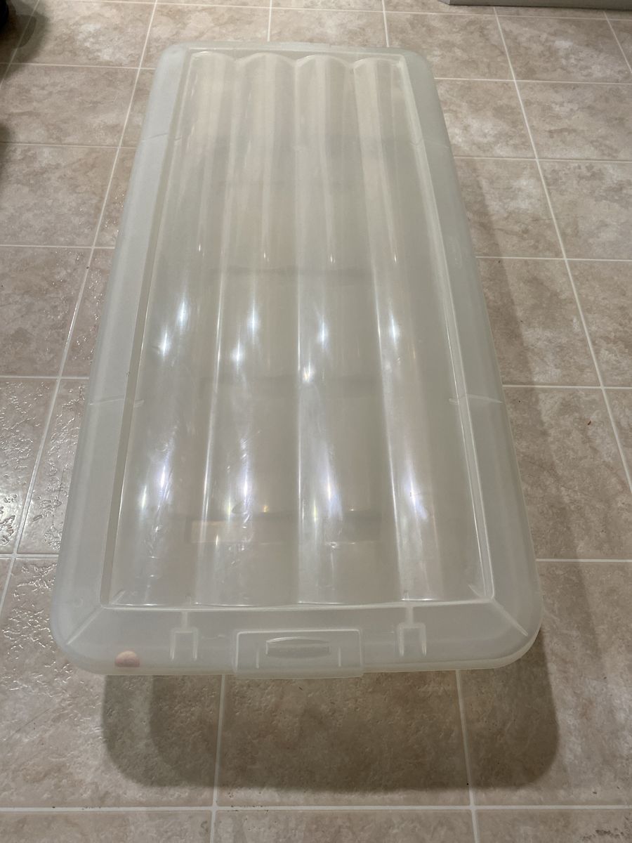 Under bed storage container
