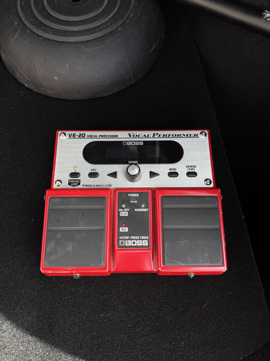 BOSS VE-20 vocal Processor