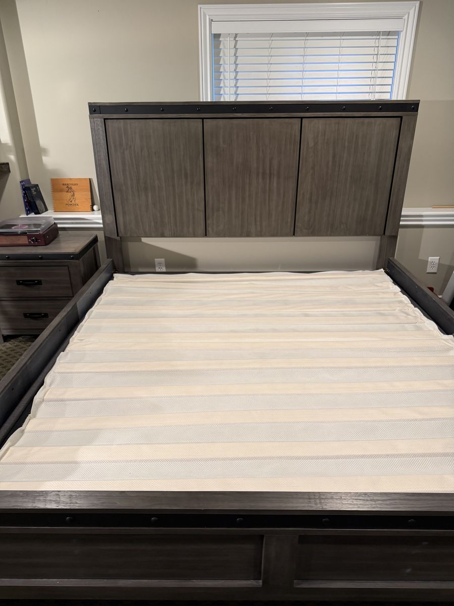 Furniture Row King Platform Bed & Nightstand Set - Grey Industrial Wood